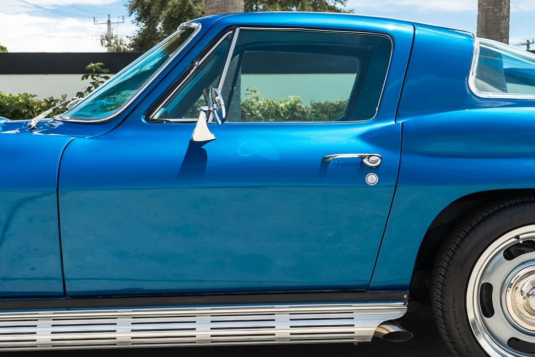 1966 Chevrolet Corvette C2 - Image 25 of 31