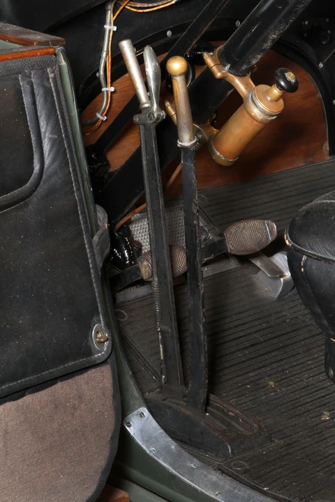 1916 Packard Twelve - Image 10 of 16