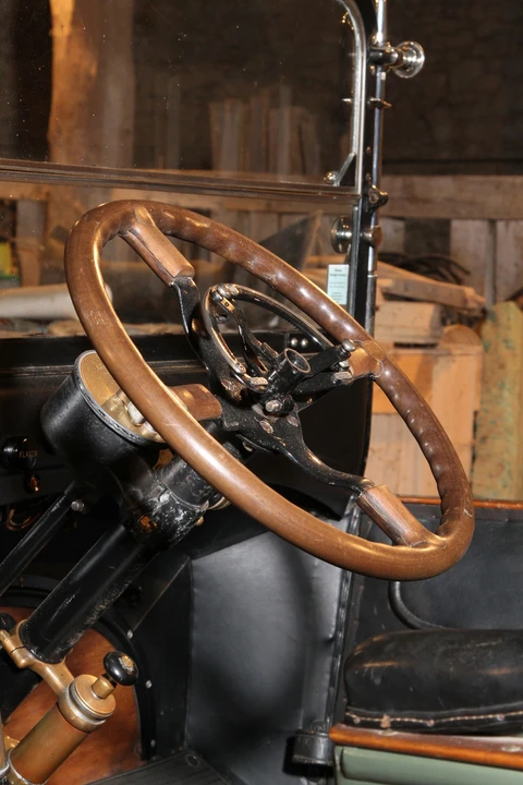 1916 Packard Twelve - Image 9 of 16