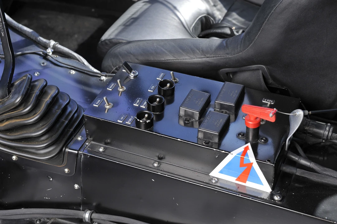 1970 Aston Martin DBS V8 - Image 26 of 27