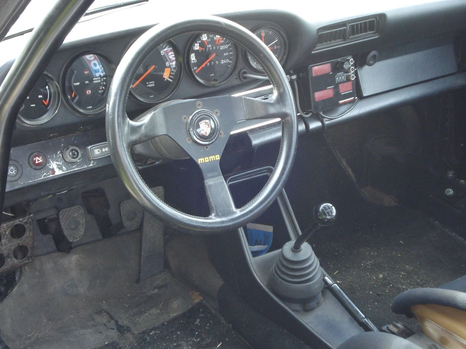 1984 Porsche 911 Carrera 3.2 - Image 2 of 5