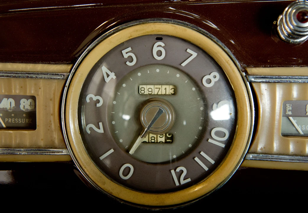 1940 Packard Eight - Image 6 of 10