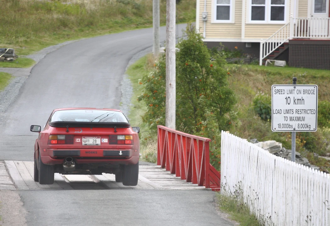 1986 Porsche 944 Turbo - Image 16 of 31