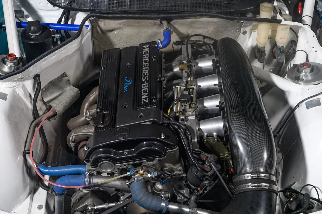 1991 Mercedes-Benz 190E 2.5-16 Evolution II - Image 21 of 31