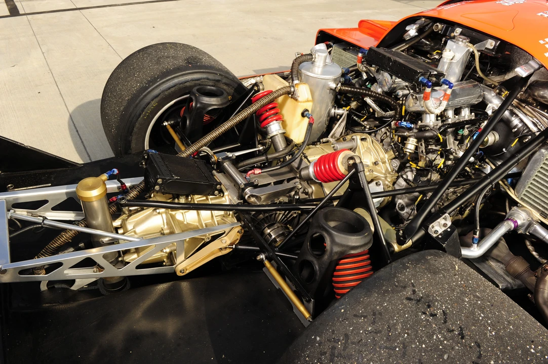 Porsche 956 & 962 - Image 6 of 20