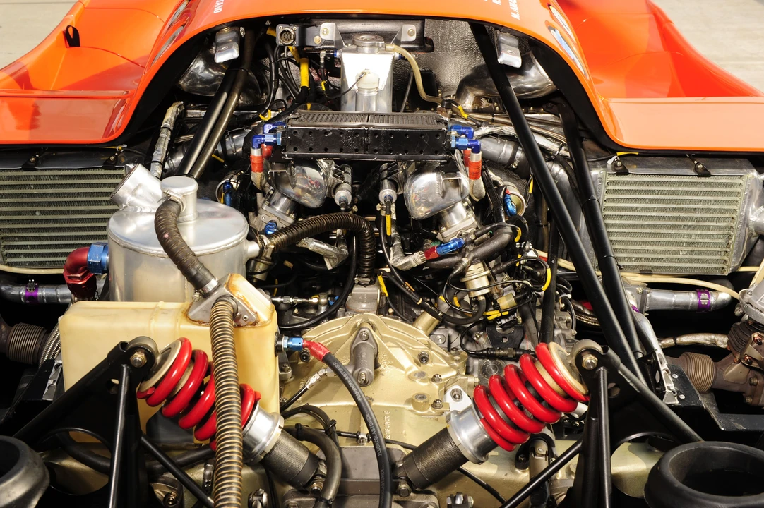 Porsche 956 & 962 - Image 4 of 20