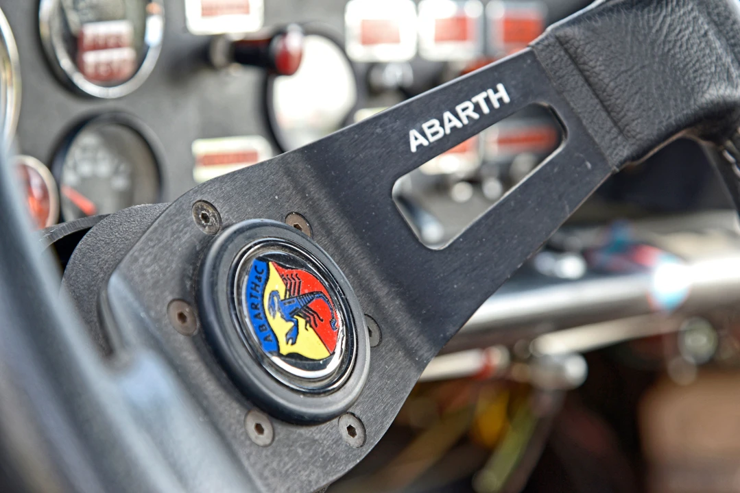 Abarth - Image 10 of 31