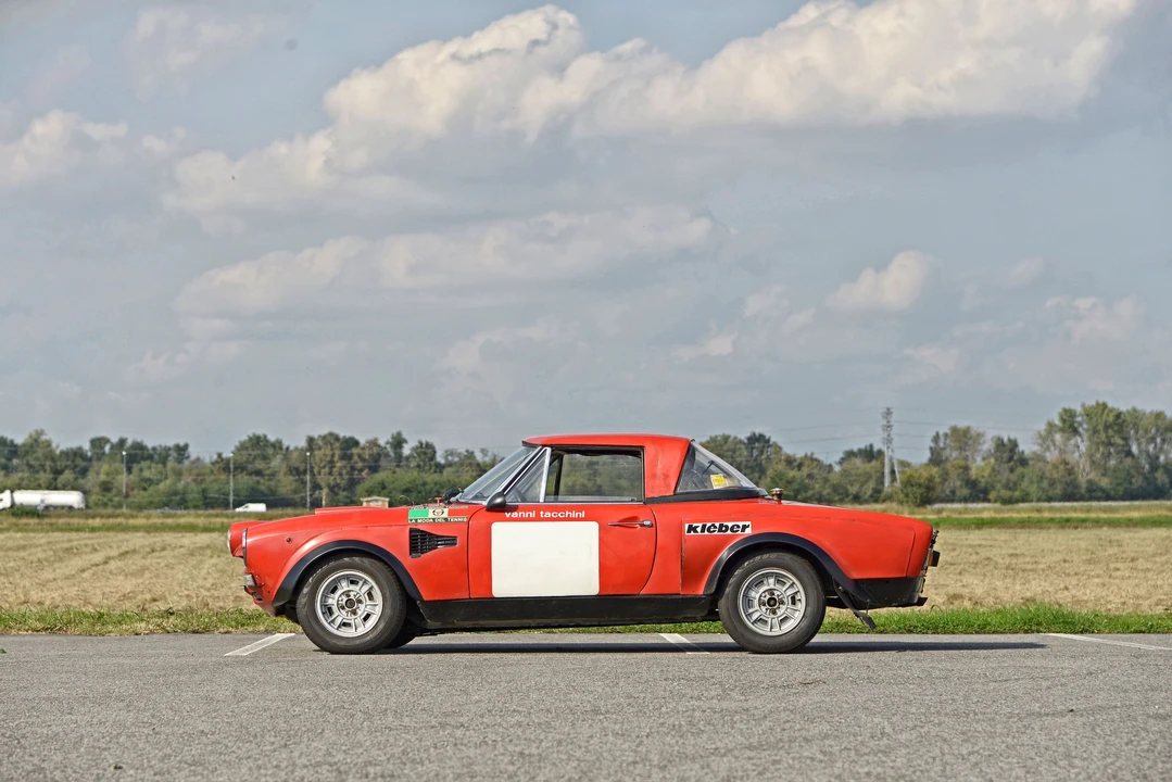 Abarth - Image 3 of 31