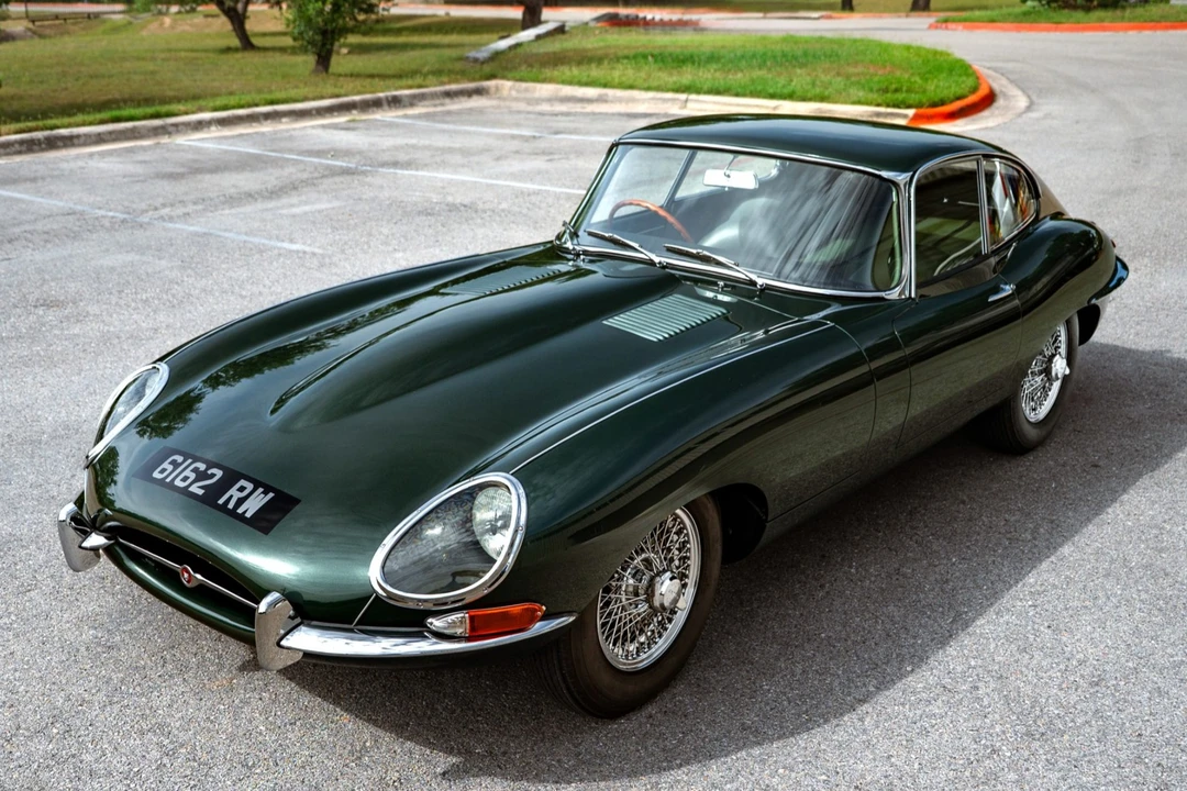 1961 Jaguar E-Type Series 1 - Image 1 of 31