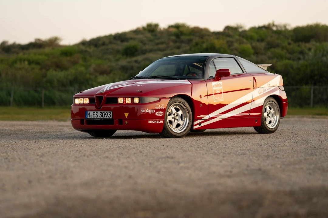 1993 Alfa Romeo SZ - Image 26 of 31