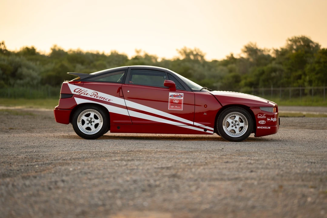 1993 Alfa Romeo SZ - Image 4 of 31