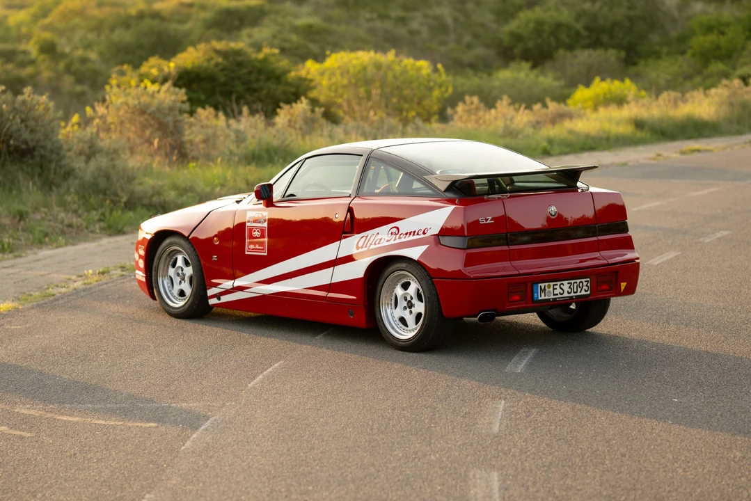 1993 Alfa Romeo SZ - Image 15 of 31
