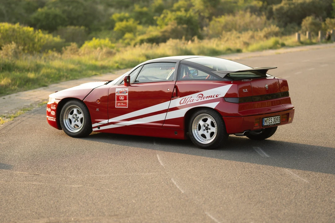 1993 Alfa Romeo SZ - Image 17 of 31
