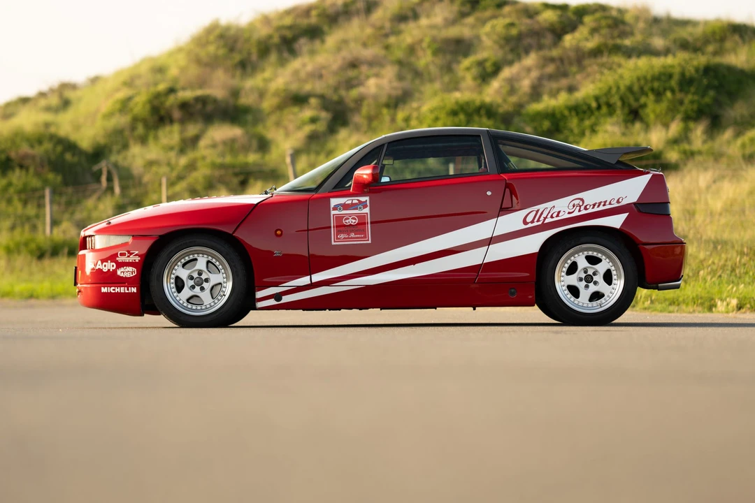 1993 Alfa Romeo SZ - Image 20 of 31