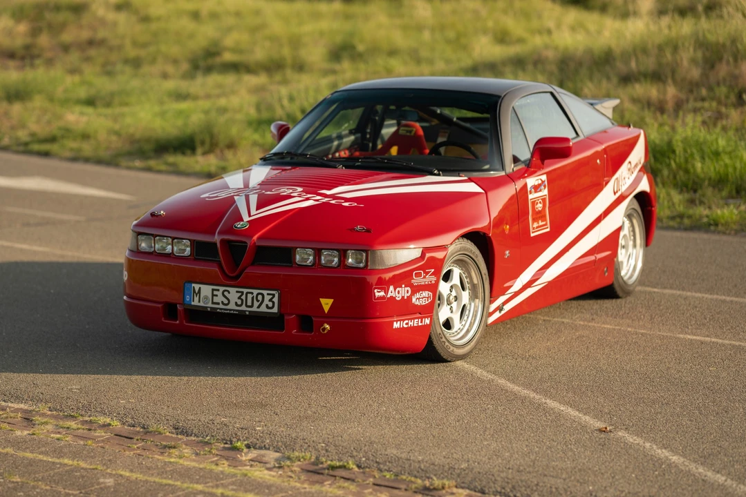 1993 Alfa Romeo SZ - Image 24 of 31