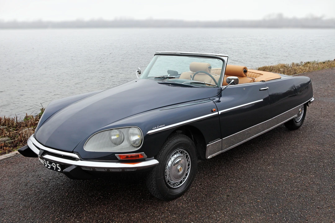 Citroen DS21 - Image 2 of 23