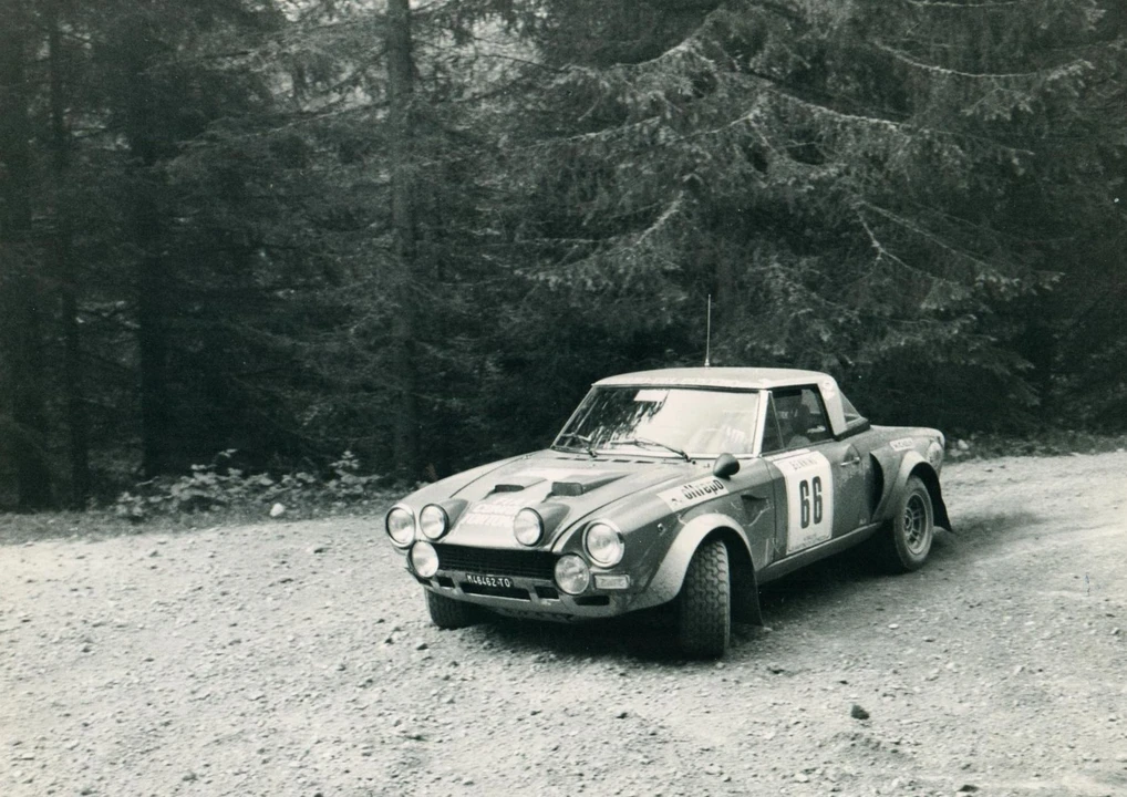 Fiat 124 Abarth Rally - Image 12 of 31