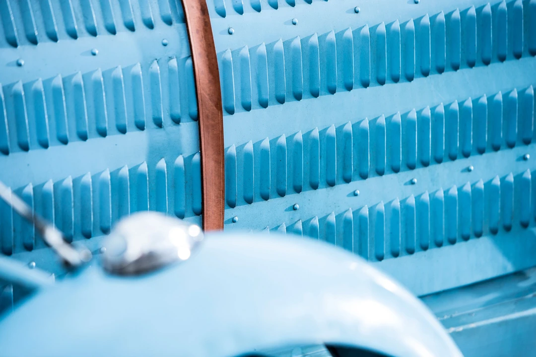 Bugatti - Image 20 of 31