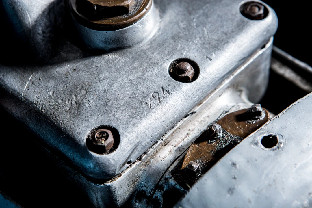 Bugatti - Image 28 of 31