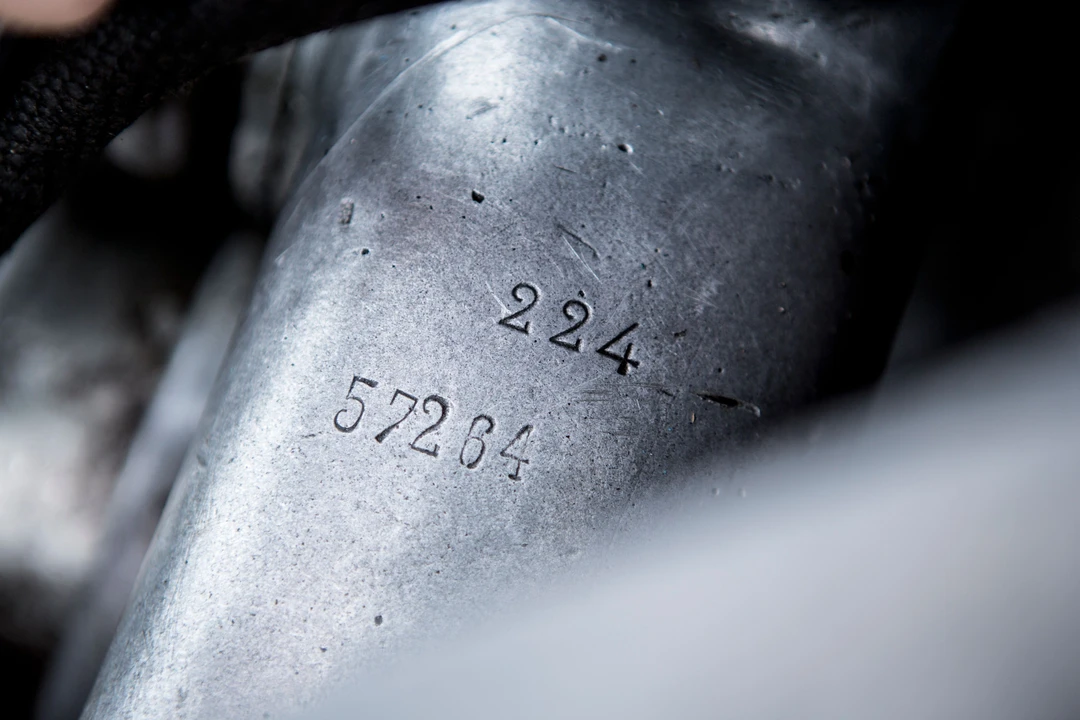 Bugatti - Image 25 of 31