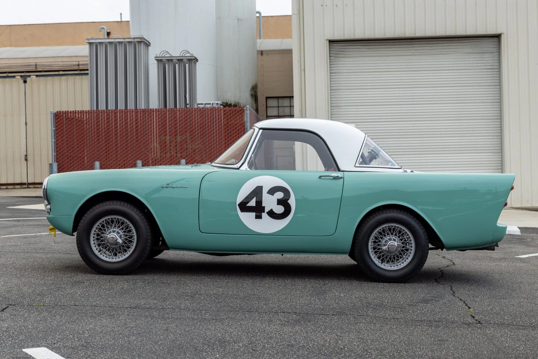 1962 Sunbeam Alpine Series II - Image 9 of 31