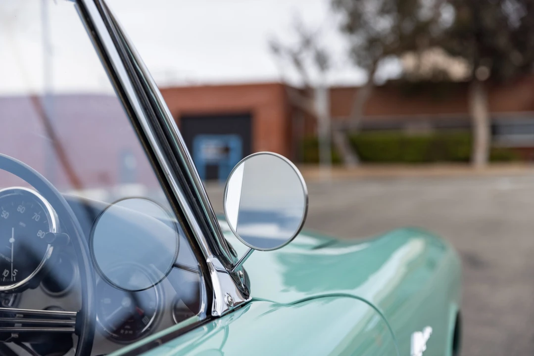 1962 Sunbeam Alpine Series II - Image 24 of 31