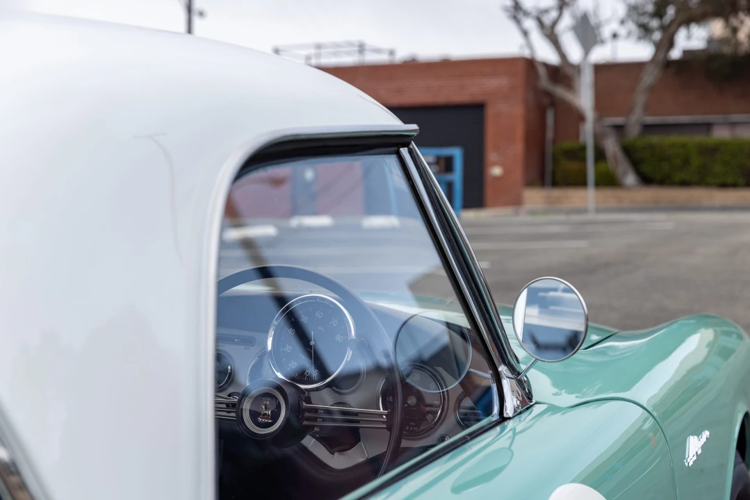 1962 Sunbeam Alpine Series II - Image 23 of 31