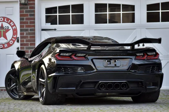 2023 Chevrolet Corvette C8 Z06 - Image 2 of 9