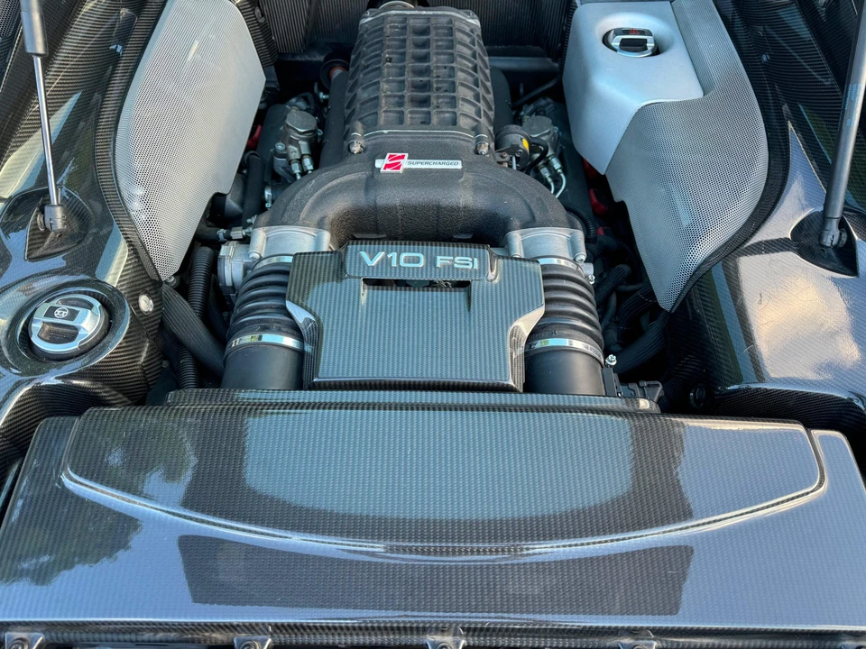 2010 Audi 42 R8 - Image 30 of 31
