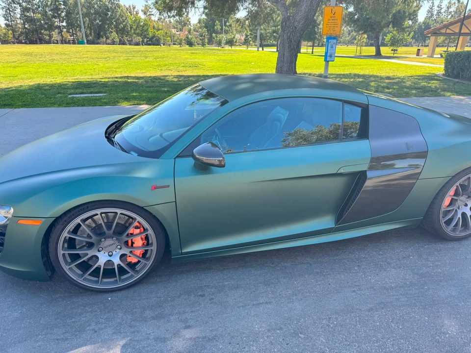 2010 Audi 42 R8 - Image 9 of 31