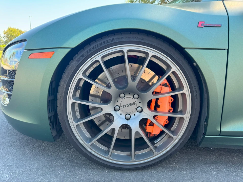 2010 Audi 42 R8 - Image 13 of 31