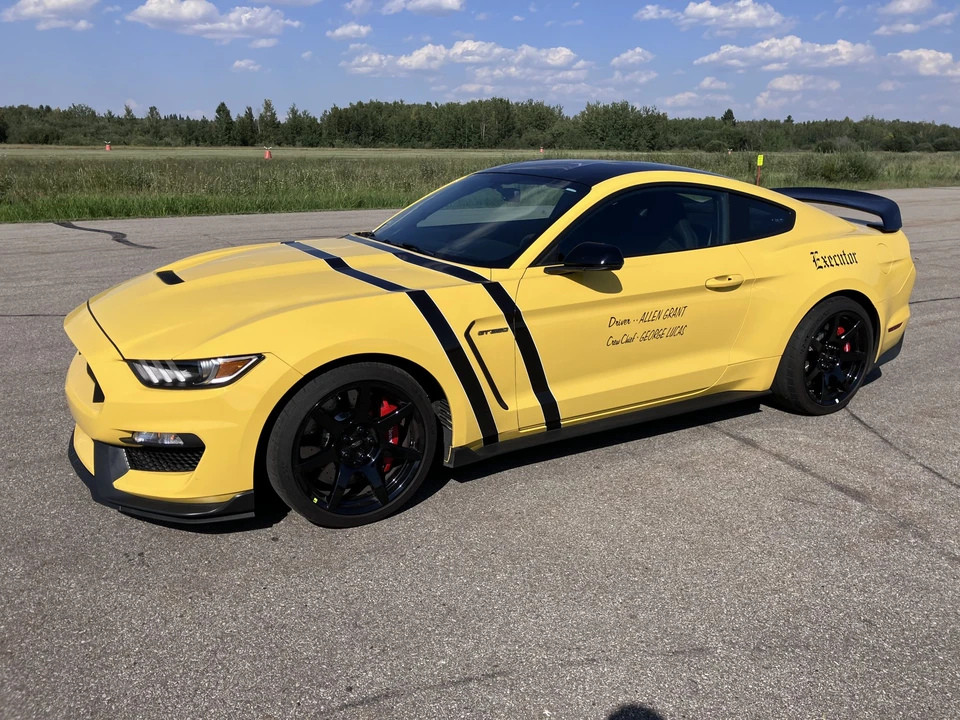2017 Ford S550 Shelby Mustang GT350R - Image 2 of 31