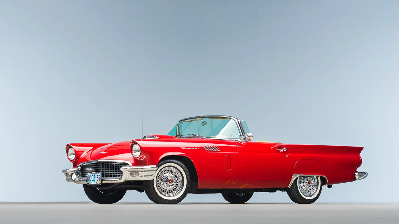 1957 Ford Thunderbird 1st Gen - Image 16 of 31