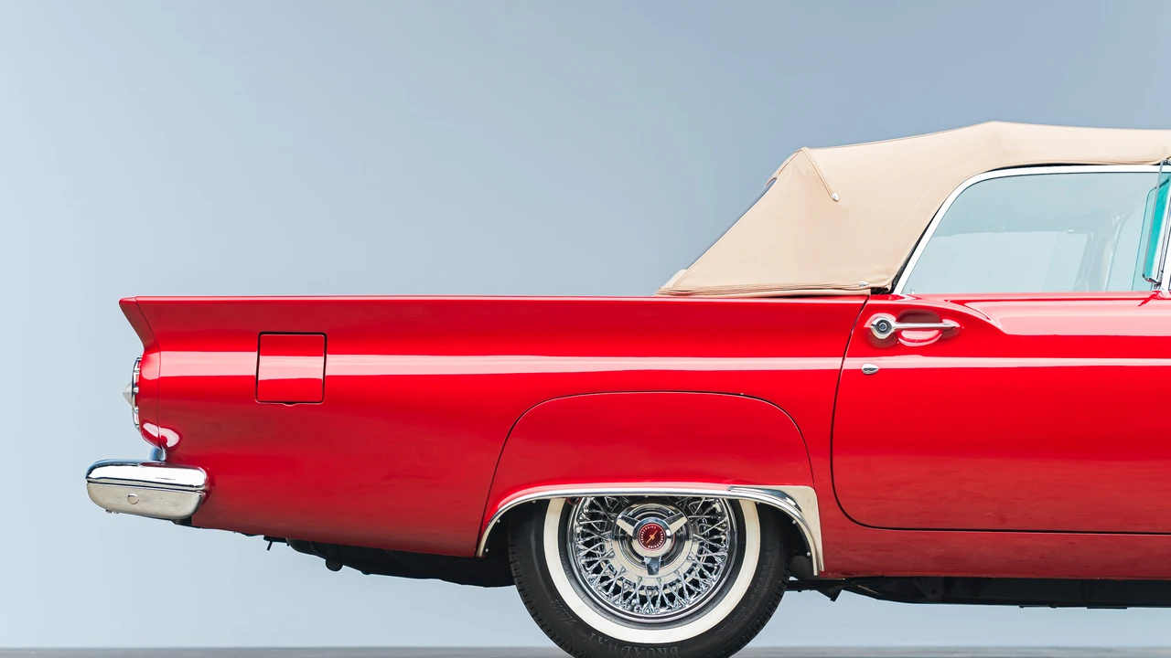 1957 Ford Thunderbird 1st Gen - Image 30 of 31