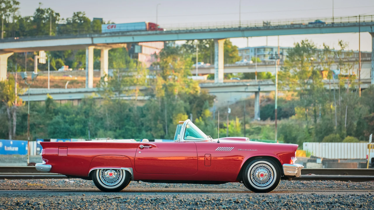 1957 Ford Thunderbird 1st Gen - Image 7 of 31