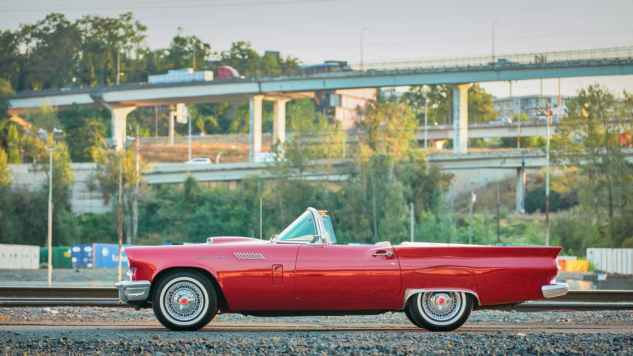 1957 Ford Thunderbird 1st Gen - Image 8 of 31