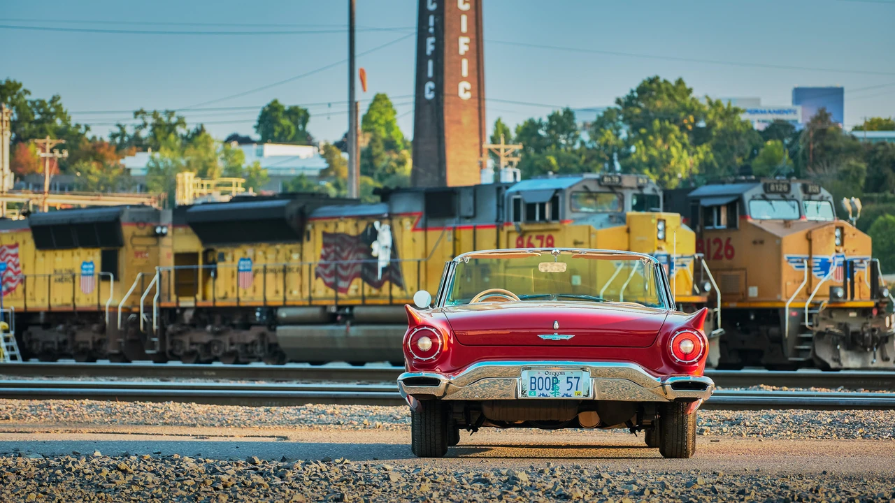 1957 Ford Thunderbird 1st Gen - Image 10 of 31