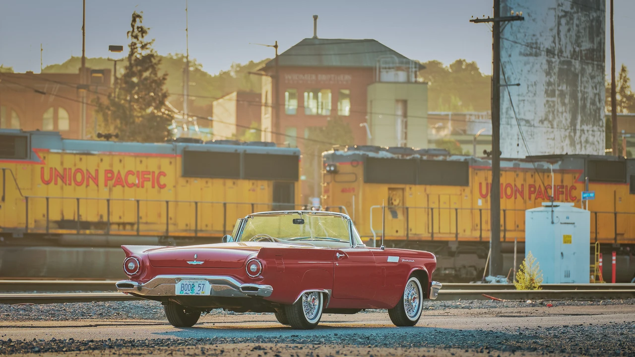 1957 Ford Thunderbird 1st Gen - Image 11 of 31