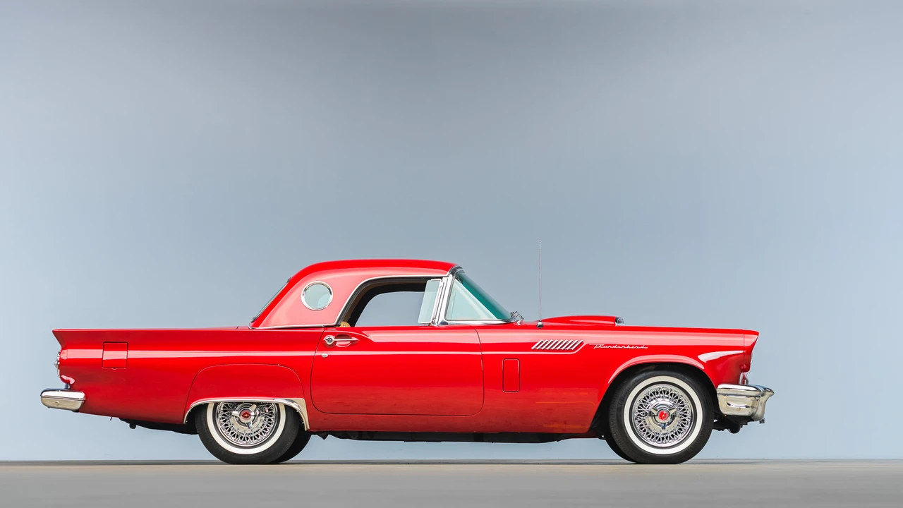 1957 Ford Thunderbird 1st Gen - Image 22 of 31