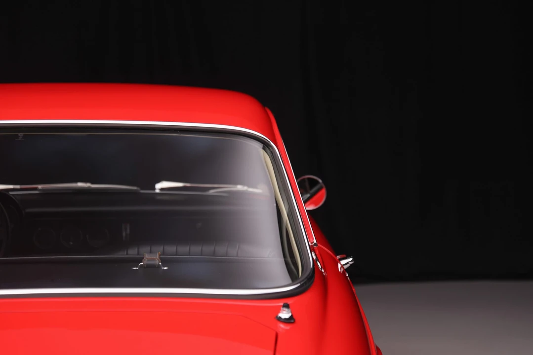 1967 Ferrari 330 GTC & GTS - Image 25 of 31