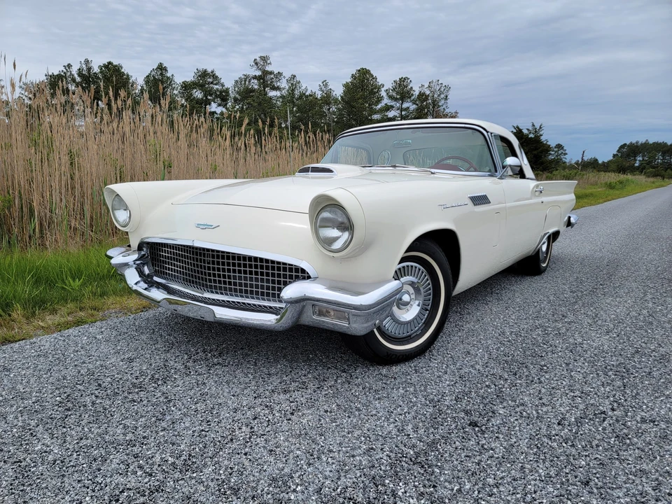 1957 Ford Thunderbird 1st Gen - Image 3 of 31