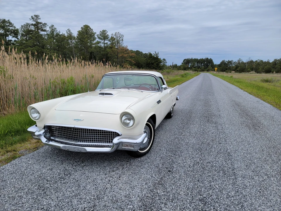 1957 Ford Thunderbird 1st Gen - Image 2 of 31