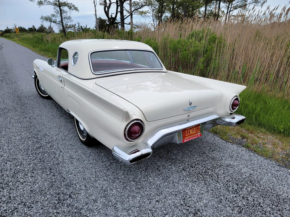 1957 Ford Thunderbird 1st Gen - Image 11 of 31