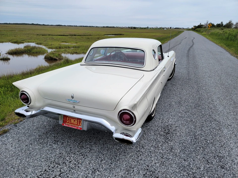 1957 Ford Thunderbird 1st Gen - Image 15 of 31