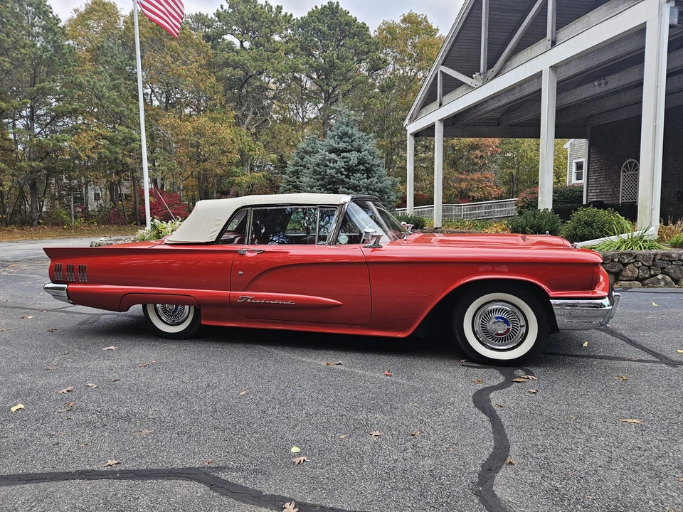 1960 Ford Thunderbird 2nd Gen - Image 19 of 31