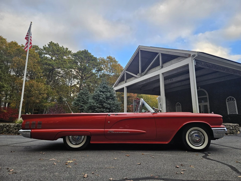 1960 Ford Thunderbird 2nd Gen - Image 21 of 31