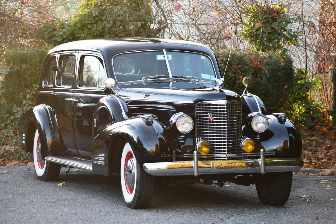 1939 Cadillac Series 70 & 75 - Image 7 of 31
