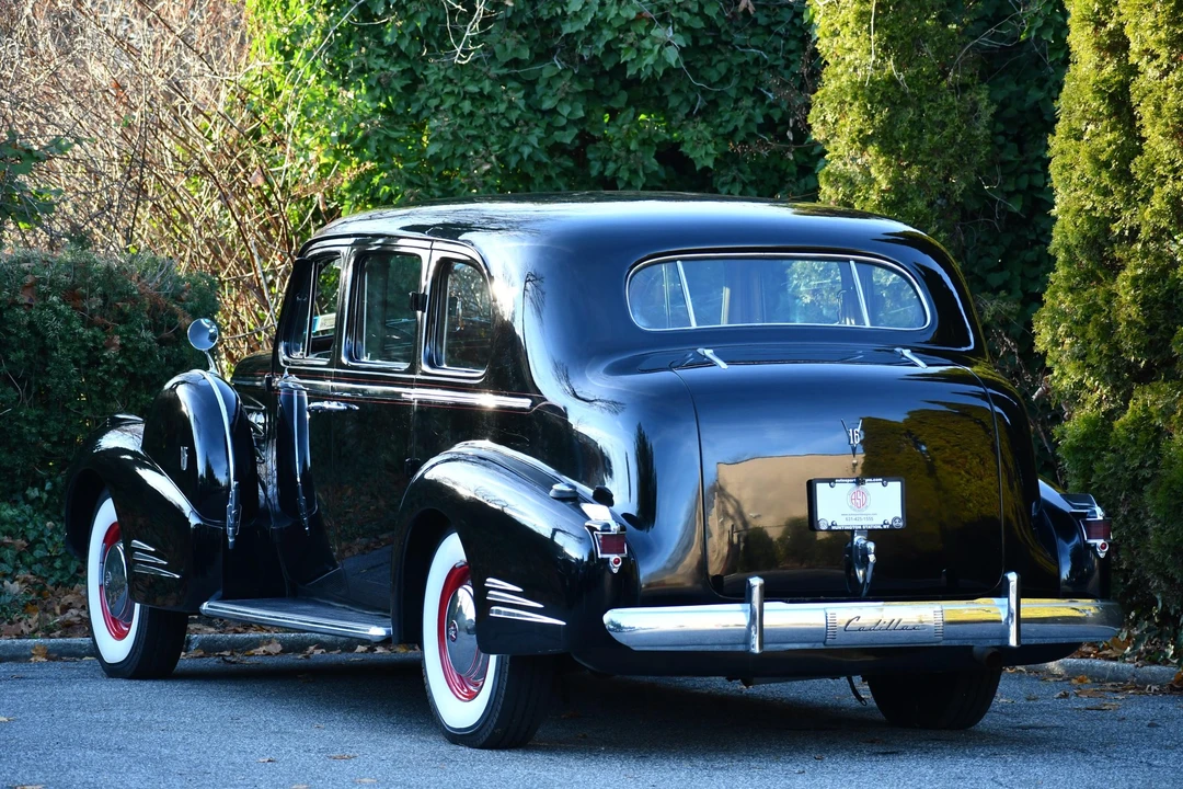 1939 Cadillac Series 70 & 75 - Image 12 of 31