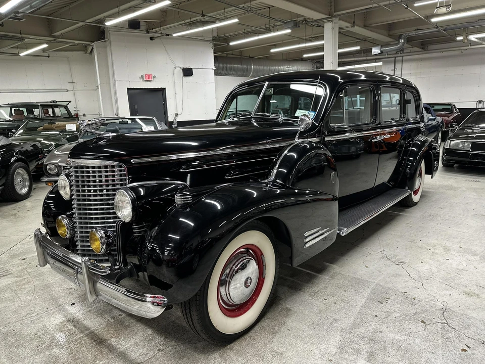 1939 Cadillac Series 70 & 75 - Image 20 of 31