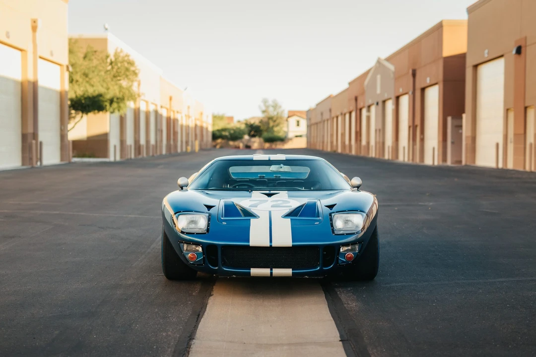 Ford Replica - Image 4 of 31